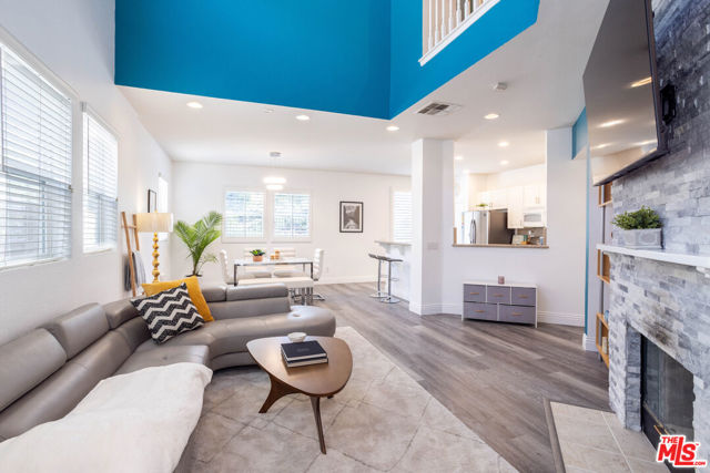 29266 Pilgrim Court, Valencia CA: https://media.crmls.org/mediaz/dc92a56e-b51f-4523-8716-1ad72d14a9d2.jpg