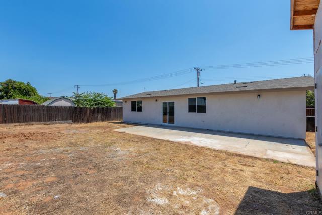 748 Alveda Avenue, El Cajon CA: https://media.crmls.org/mediaz/dc93bfab-3019-4d07-a1fd-e1507d7626af.jpg