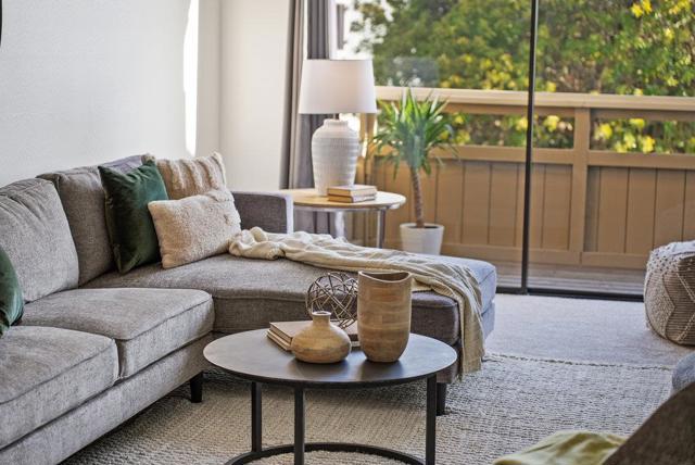 1742 Seascape Boulevard, Aptos CA: https://media.crmls.org/mediaz/dc941df5-37ce-4c31-93a1-418515ea5544.jpg