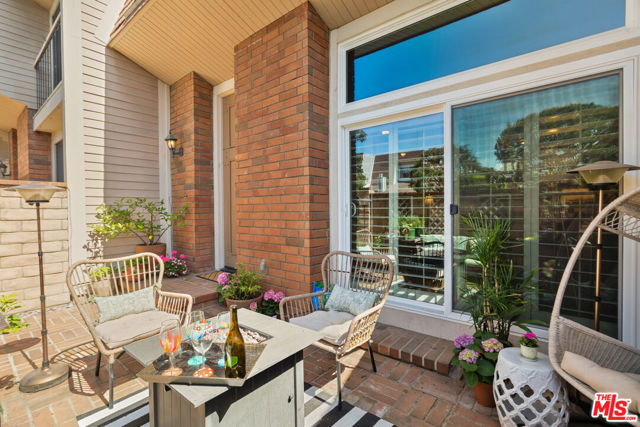 13029 MINDANAO Way, 5 photo 6