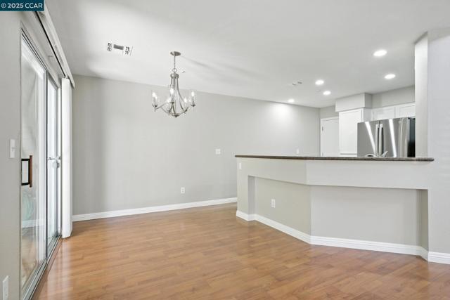 305 Daybreak Court, San Ramon CA: https://media.crmls.org/mediaz/dc947061-98ab-417d-b3b1-3db71e545c7b.jpg