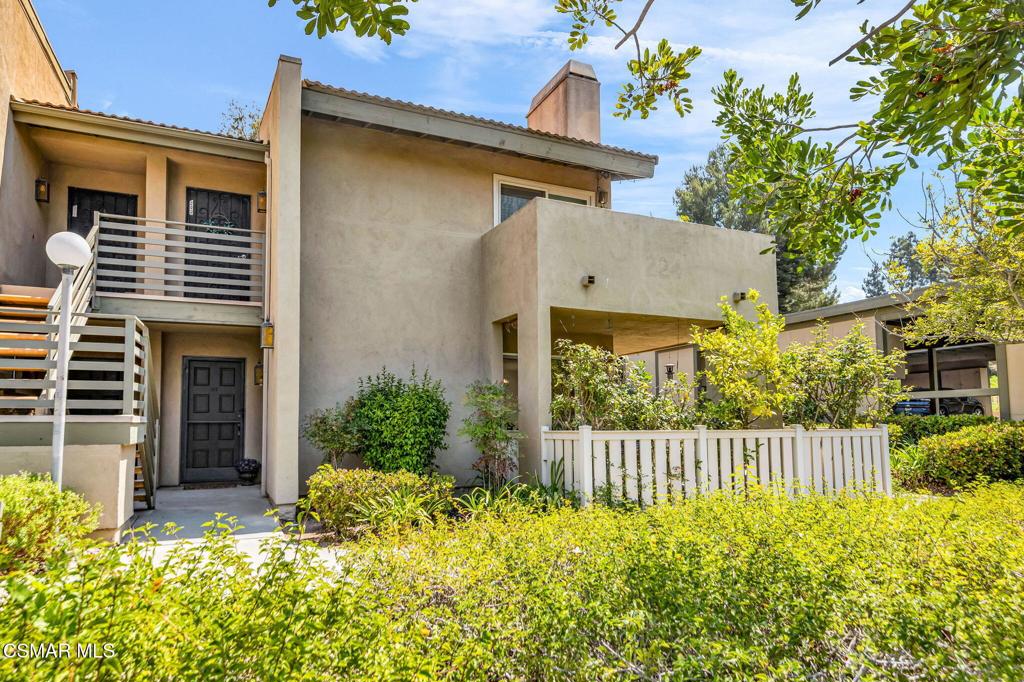 224 Oakleaf Drive #102