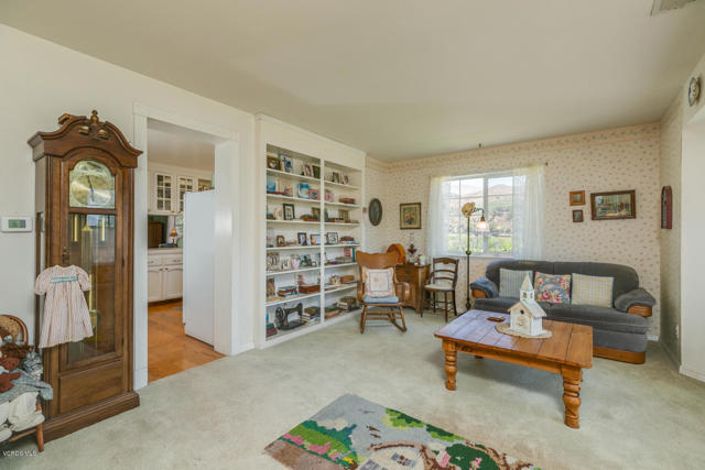 1480 Magnolia Drive, Santa Paula CA: https://media.crmls.org/mediaz/dc94d4e5-b2f2-477e-9f29-c4b2aed220a1.jpg
