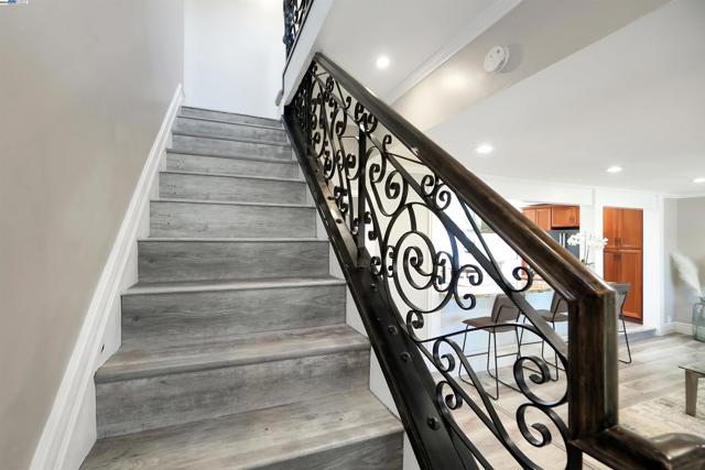 2698 Million Ct, San Jose CA: https://media.crmls.org/mediaz/dc95382b-7fcb-4edb-8a79-60ee5d172052.jpg