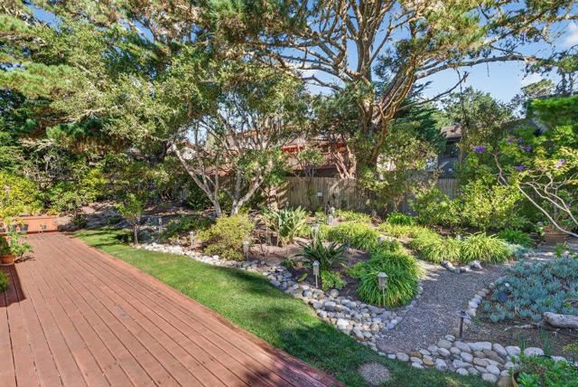 4051 Los Altos Drive, Pebble Beach CA: https://media.crmls.org/mediaz/dc95814c-fad7-49f7-8371-d7eb71f75a09.jpg