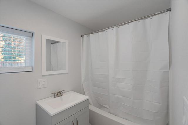 Image 36 of 63 For 5515 Century Manor Court