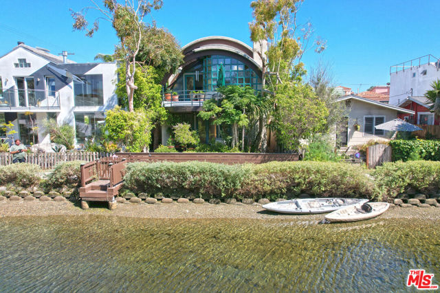 240 Howland Canal photo 2