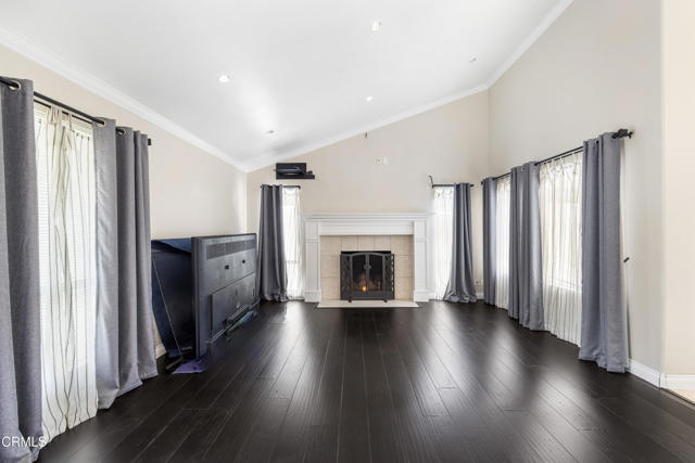 Detail Gallery Image 3 of 25 For 562 Holly Ave, Oxnard,  CA 93036 - 3 Beds | 2 Baths
