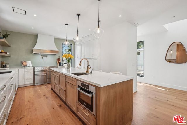 4034 Coolidge Avenue, Culver City CA: https://media.crmls.org/mediaz/dc971620-fa89-44f6-8195-666457e8c5e5.jpg