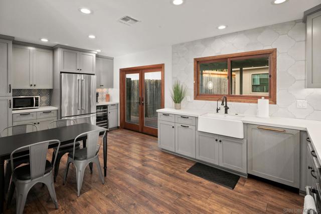 4407 Dakota Drive, San Diego CA: https://media.crmls.org/mediaz/dc97662f-6f70-4b9e-ba9d-961cc2667530.jpg