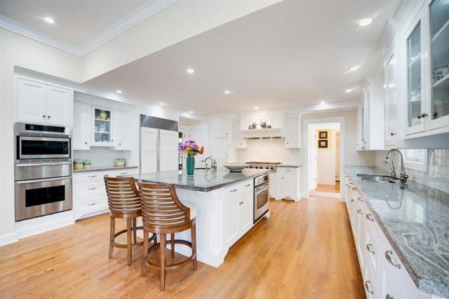 16635 Highland Valley Rd, Ramona CA: https://media.crmls.org/mediaz/dc986912-9d86-47b7-8228-2b8acf143794.jpg