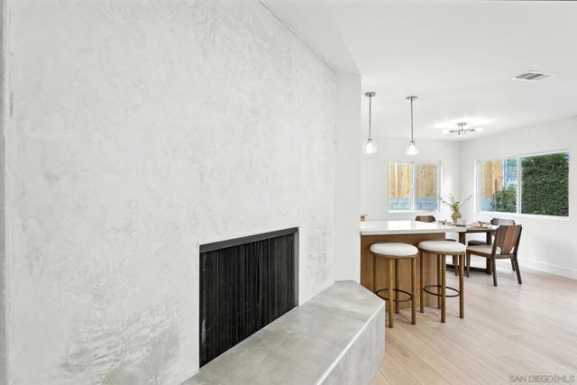 2064 Catalina Blvd, San Diego CA: https://media.crmls.org/mediaz/dc98c552-af1e-46bb-bd0e-8f994d803445.jpg