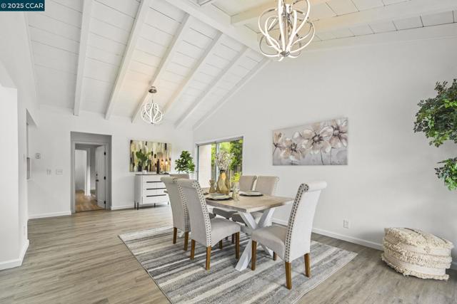 3231 Quandt Rd, Lafayette CA: https://media.crmls.org/mediaz/dc99b978-0a5f-49fd-93e1-032248888b3c.jpg