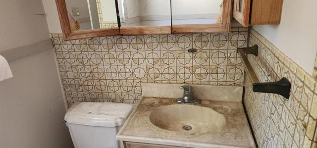 4320 Bassett Street, Santa Clara CA: https://media.crmls.org/mediaz/dc99cace-ea99-4231-99d0-5cc8201ea99f.jpg