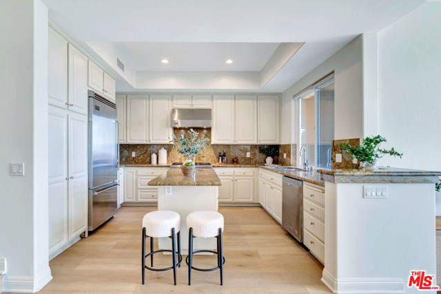 6412 Lunita Road, Malibu CA: https://media.crmls.org/mediaz/dc9b90b9-a01e-4799-b0ed-7e637ca1c73b.jpg