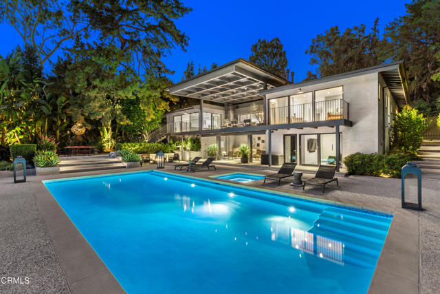 1240 Chateau Road, Pasadena CA: https://media.crmls.org/mediaz/dc9bb7a4-d7b1-4531-b93a-67f776cd83f6.jpg