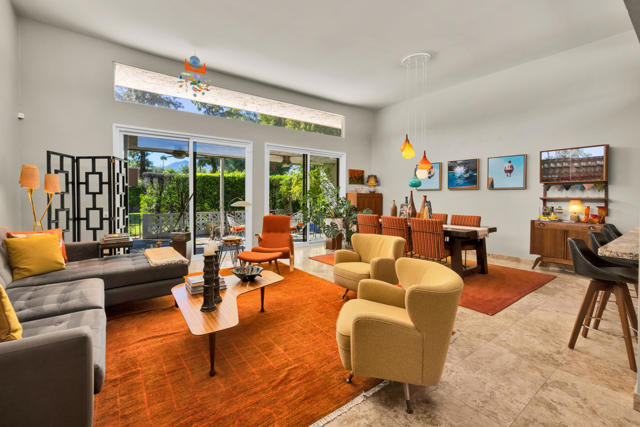 2327 Casitas Way, Palm Springs, CA 92264