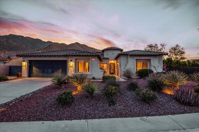 1121 Palmas, Palm Springs CA: https://media.crmls.org/mediaz/dc9c269c-b55c-49de-83cb-ec57d92046af.jpg