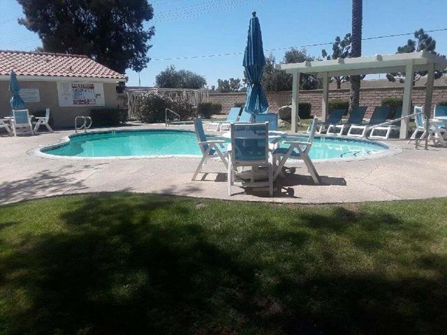 Image 10 of 14 For 82567 Avenue 48  37