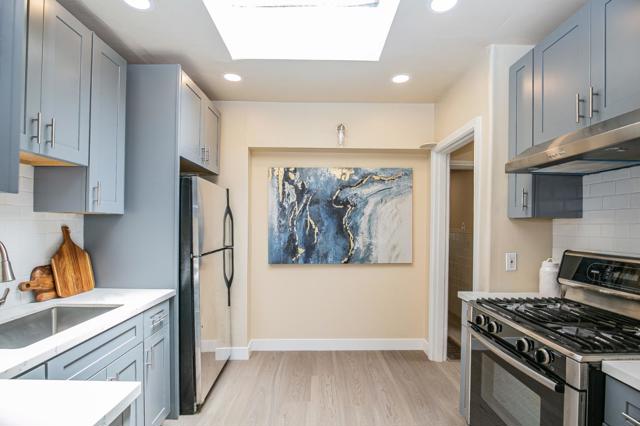 224 Shields Street, San Francisco CA: https://media.crmls.org/mediaz/dc9cc190-8c71-4e19-a7fd-272985ff8389.jpg
