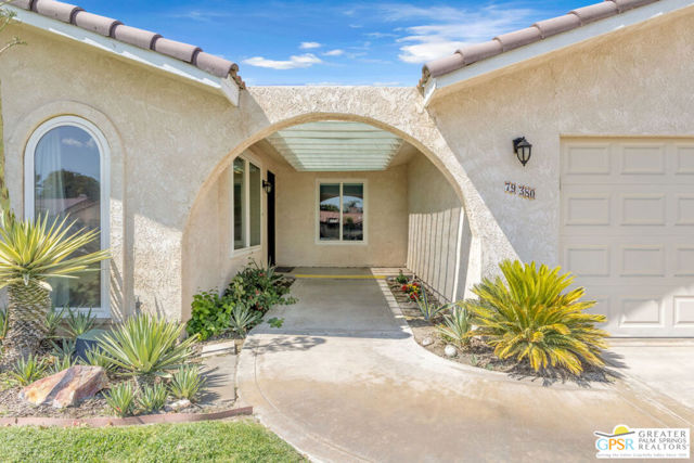 79380 Spalding Drive, Bermuda Dunes CA: https://media.crmls.org/mediaz/dc9ce6c7-2f4e-4e4b-8c70-1b3c808fff28.jpg