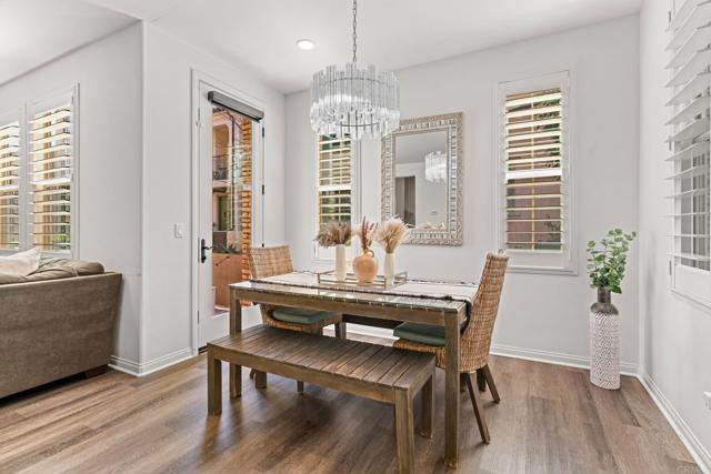 Detail Gallery Image 8 of 44 For 16094 Veridian Cir, San Diego,  CA 92127 - 3 Beds | 2/1 Baths