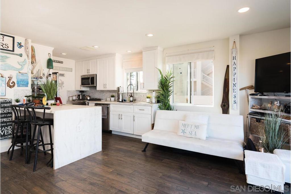 MLS #250017346SD image #27