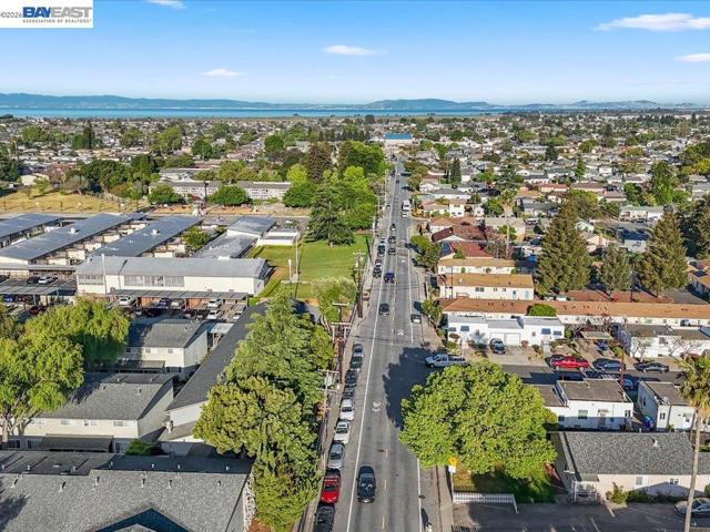 Image 27 of 36 For 700 Fargo  1