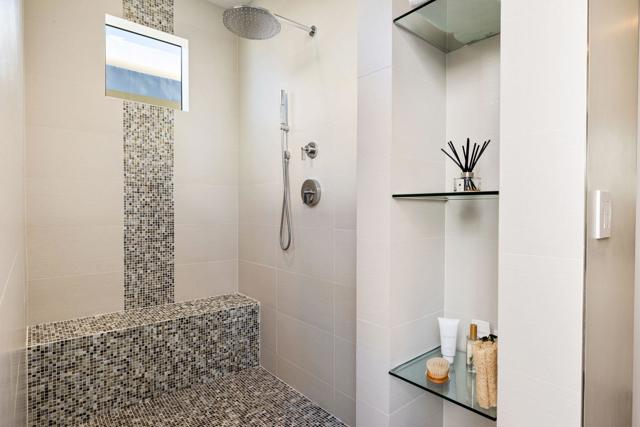 23 Emerald Court, Rancho Mirage CA: https://media.crmls.org/mediaz/dc9e7a7b-f225-4136-bd8c-06e056ed9fa7.jpg