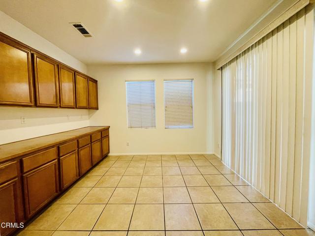 Detail Gallery Image 10 of 37 For 22253 Summer Holly Ave, Moreno Valley,  CA 92553 - 4 Beds | 4 Baths