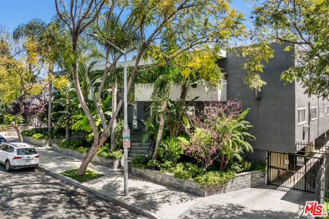 1226 Fuller Avenue, West Hollywood, California 90046, ,Multi-Family,For Sale,Fuller,24383383