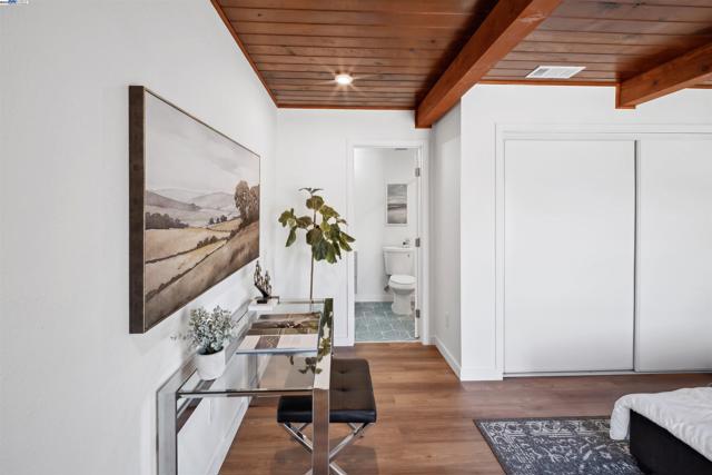 613 Payne Dr, Richmond CA: https://media.crmls.org/mediaz/dca055bb-509c-46b0-a601-4a0ebacbdd60.jpg