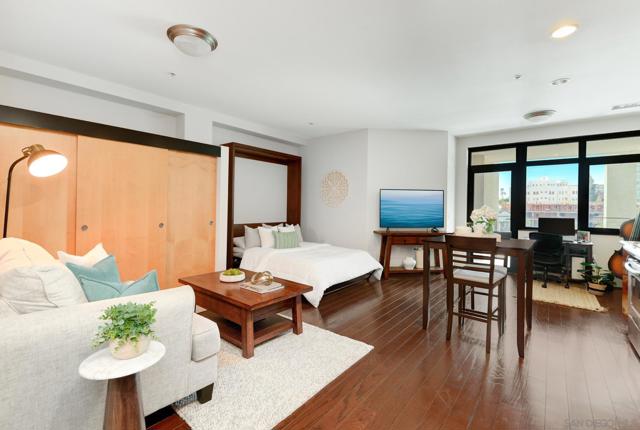 1551 4Th Ave, San Diego CA: https://media.crmls.org/mediaz/dca1198f-1ea2-4814-93c9-62553332ed9d.jpg