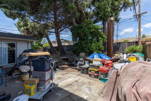 2074 Ashwood Lane, San Jose CA: https://media.crmls.org/mediaz/dca196fb-8867-4241-9f4a-1448544c069c.jpg