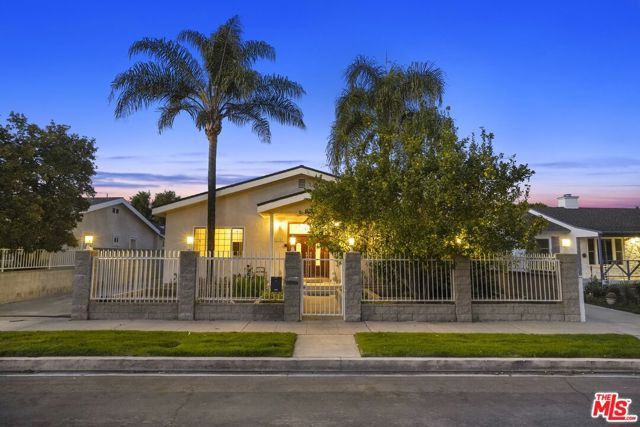 11647 Morrison Street photo 1
