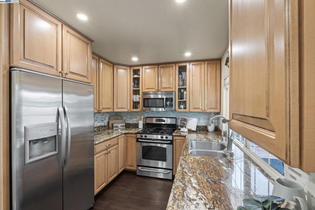 771 Hagemann Dr, Livermore CA: https://media.crmls.org/mediaz/dca1c07c-9e34-4c99-88c9-f8e322678842.jpg