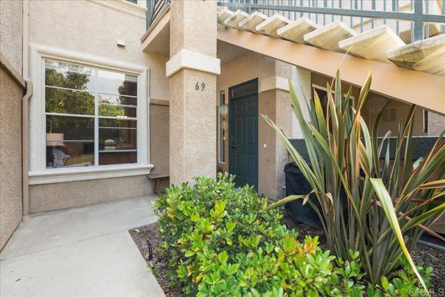 Detail Gallery Image 2 of 18 For 3550 Caminito El Rincon #69,  San Diego,  CA 92130 - 2 Beds | 2 Baths