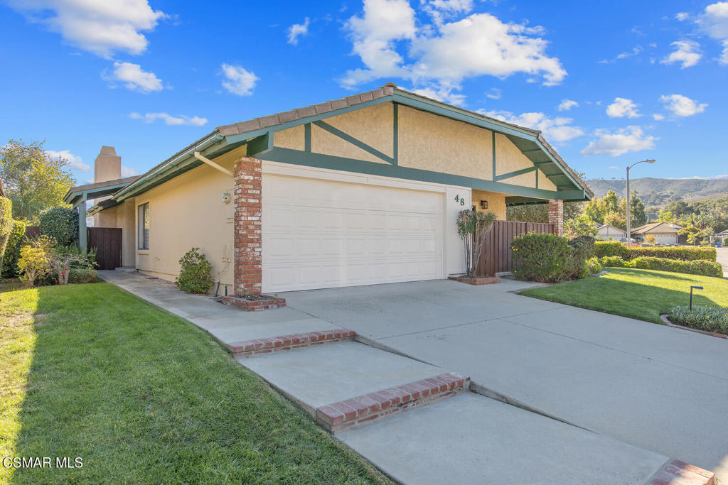 48 Ilex Drive