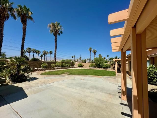 80625 Virginia Avenue, Indio CA: https://media.crmls.org/mediaz/dca4145d-6d22-4db8-9570-79a69fb75751.jpg