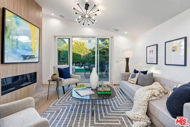 3528 Walnut Avenue, Manhattan Beach, California 90266, 5 Bedrooms Bedrooms, ,3 BathroomsBathrooms,Residential,Sold,Walnut,23238455