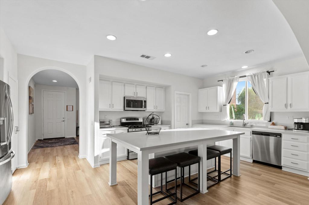 MLS #219139291DA image #4