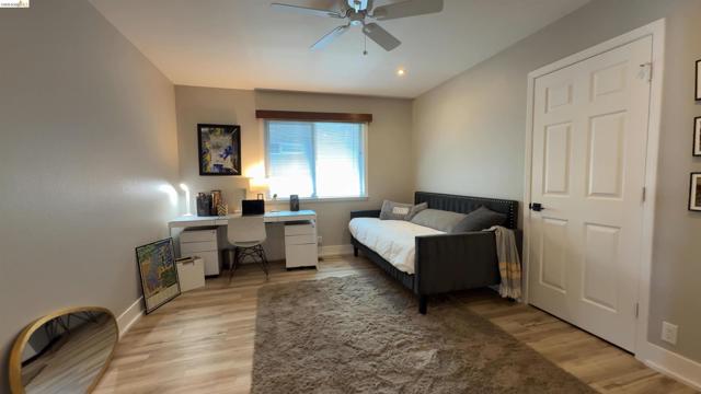 Image 22 of 43 For 2293 Reef Ct