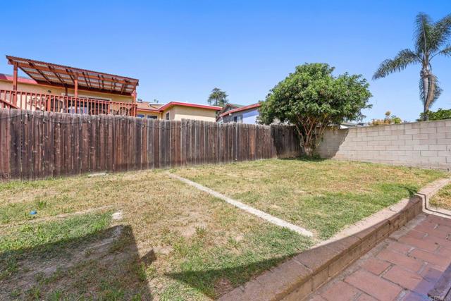 Detail Gallery Image 28 of 40 For 932 Alvin St, San Diego,  CA 92114 - 3 Beds | 2 Baths