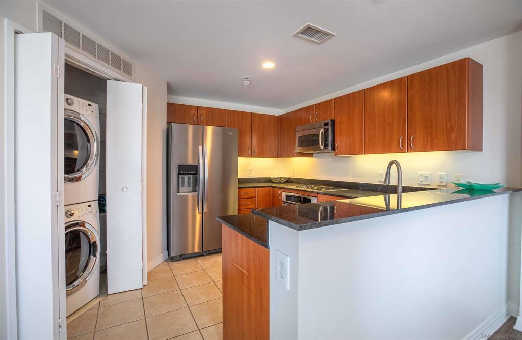 1608 India St - photo 9