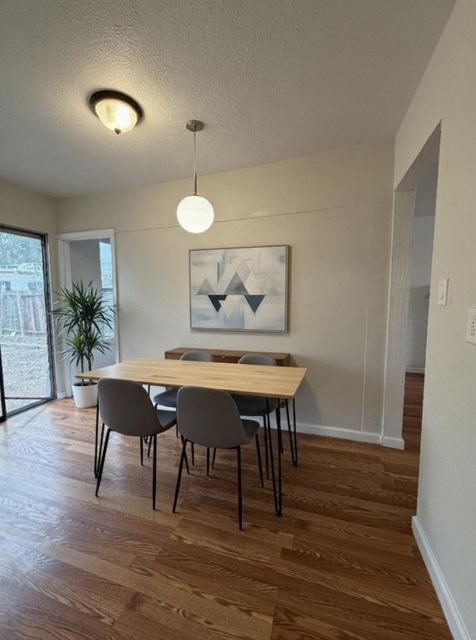 virtually staged dining area