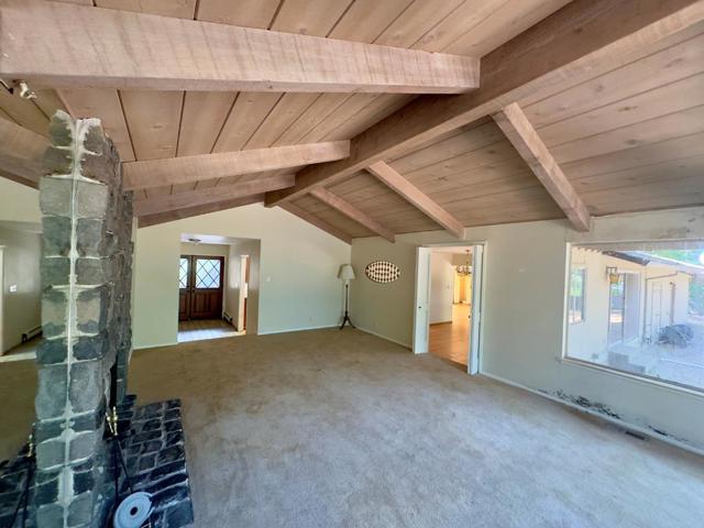 46 Morse Lane, Redwood City CA: https://media.crmls.org/mediaz/dca5ecc2-03d5-4b7b-9cbb-f0fa9343f4e9.jpg