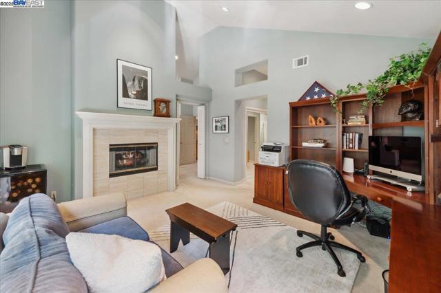 3761 SMALLWOOD COURT, Pleasanton CA: https://media.crmls.org/mediaz/dca79b42-a228-4442-9836-0f39c48a6188.jpg