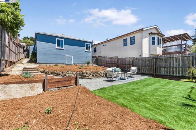 1541 Merced Street, Richmond CA: https://media.crmls.org/mediaz/dcaa10f5-7968-4b2a-b68c-e5ce557b56ed.jpg