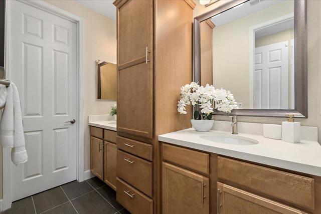 1090 California Circle, Milpitas CA: https://media.crmls.org/mediaz/dcaae344-90e6-4fce-9ab7-bba9c50c94c1.jpg