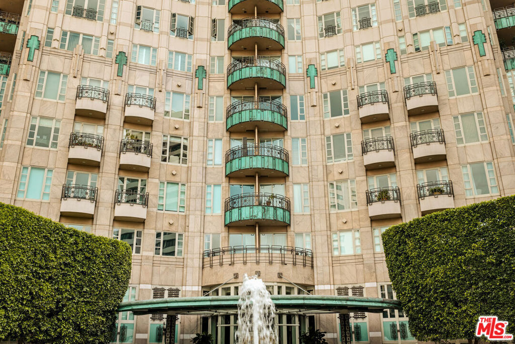 https://media.crmls.org/mediaz/dcab78fa-b437-4bf2-a994-447cb60e36c9.jpg?preset=X-Large